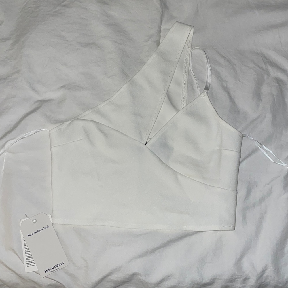 Abercrombie & Fitch white crop top